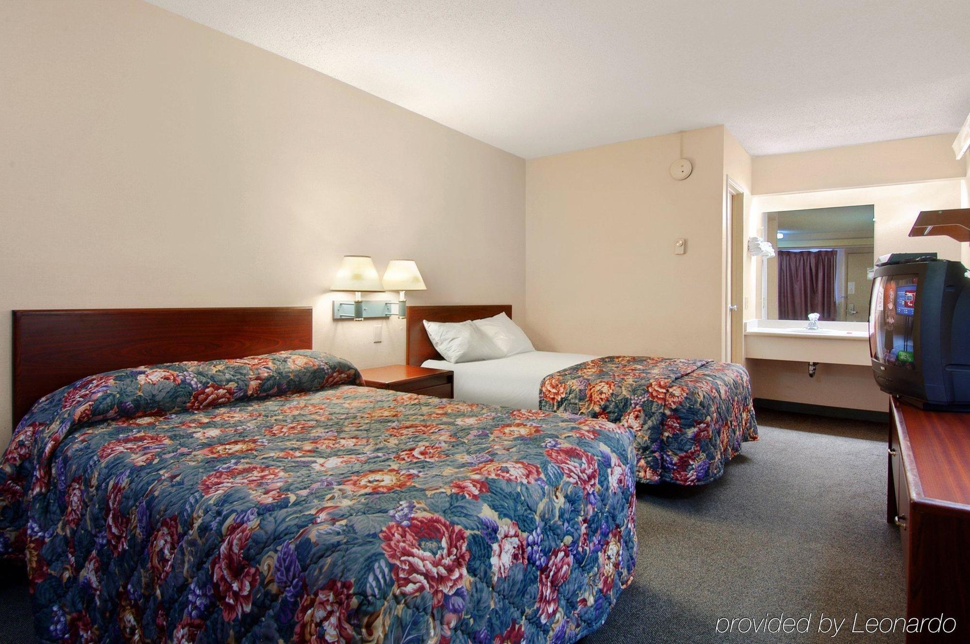 Red Roof Inn Plus+ Nashville Fairgrounds Exterior photo