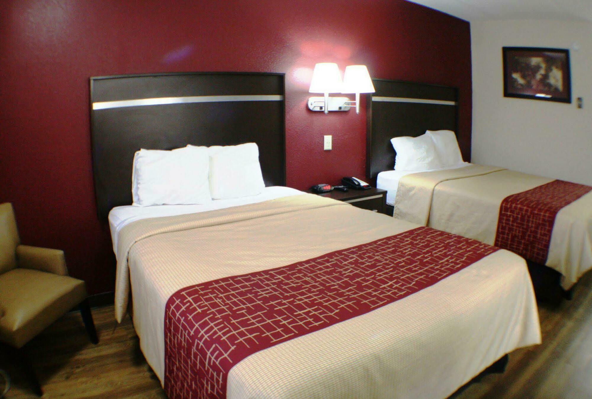 Red Roof Inn Plus+ Nashville Fairgrounds Exterior photo