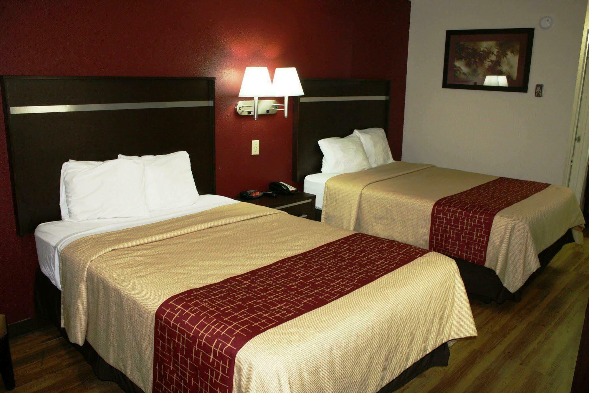 Red Roof Inn Plus+ Nashville Fairgrounds Exterior photo