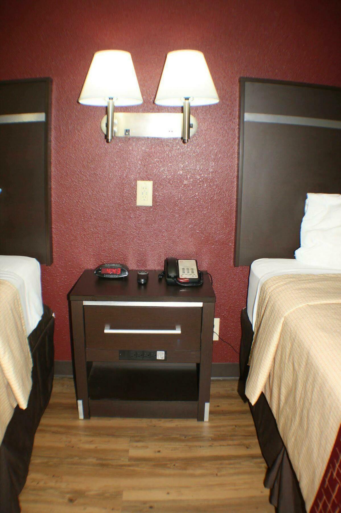Red Roof Inn Plus+ Nashville Fairgrounds Exterior photo